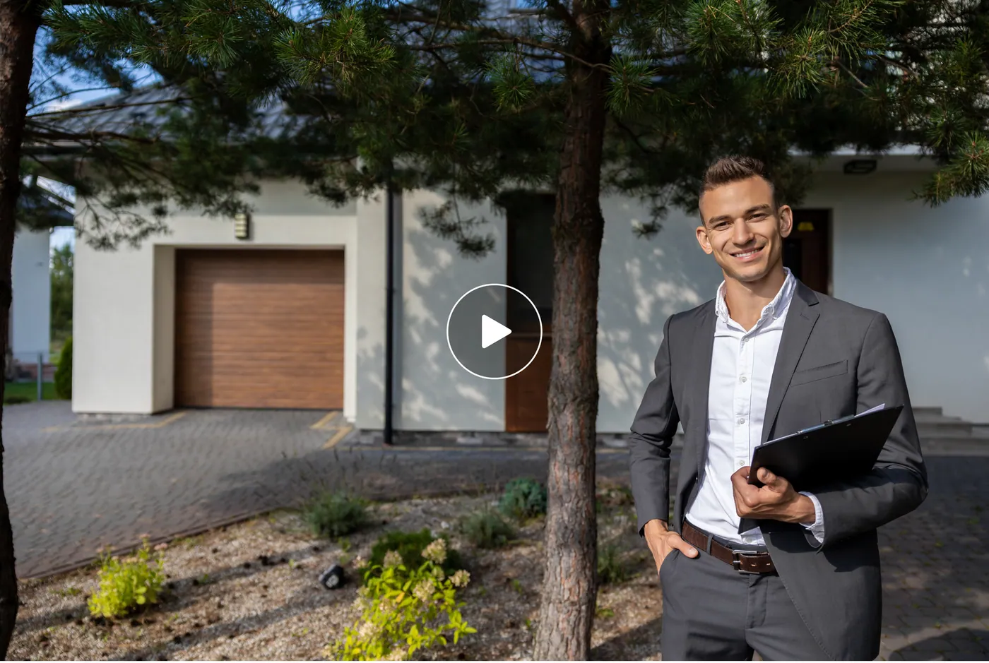 Agent on-camera video preview outside a residential property